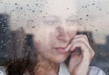 Saiba como ajudar alguém com depressão