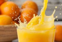 Será verdade que o suco de laranja perde suas vitaminas assim que a fruta é espremida?