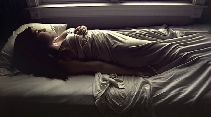 Pesquisas confirmam que dormir pouco envelhece