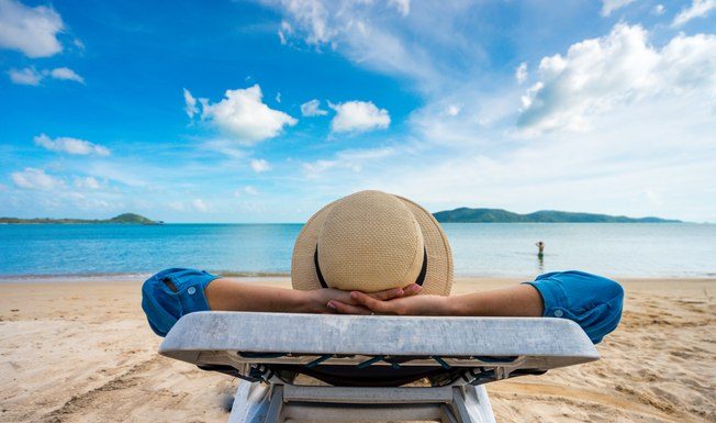 Pessoas com mais de 40 devem trabalhar 3 dias por semana, aponta pesquisa.