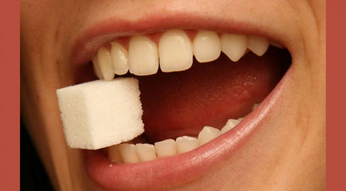 Um fotógrafo mostra a quantidade de açúcar camuflado nos alimentos: