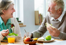 Como deve ser a alimentação dos Idosos ?