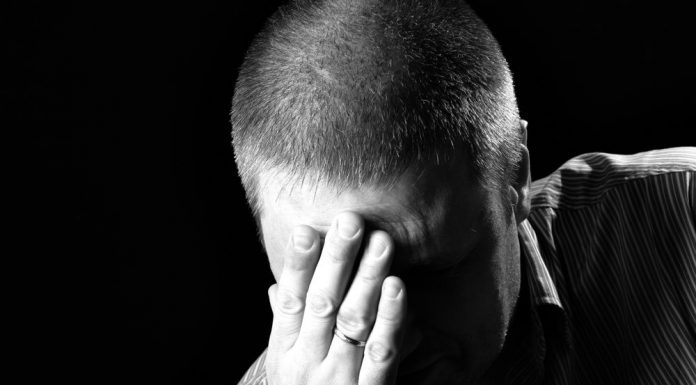 Saiba identificar o tipo da sua dor de cabeça e como minimizar os sintomas