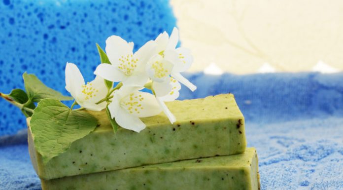 Como preparar o shampoo sólido natural Aloe Vera- passo a passo.