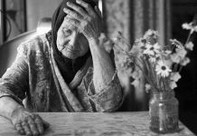 A solidão devastadora dos idosos no mundo.