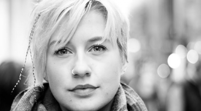 A maior diferença entre uma mulher Alpha e Beta . Qual delas é você?