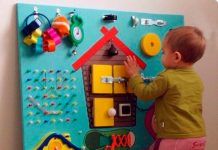 Painel sensorial no estilo Montessori para bebês e crianças de 2-3 anos: faça você mesmo