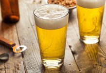 Despeje 1 xícara de cerveja no banheiro e descobrirá surpresas sem precedentes.