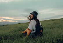 O outro não nos machuca, apenas nos diz que nossas feridas não foram curadas.