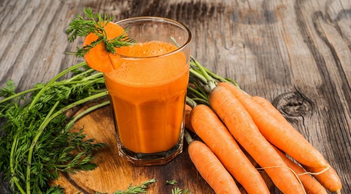 Muito além do bolo: conheça os benefícios do suco da cenoura