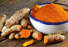 8 Maneiras que seu corpo se transforma quando você ingere açafrão diariamente.