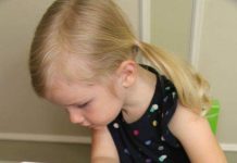 Desenvolvimento Afetivo, Visual, Tátil, Auditivo e Motor : Atividades para crianças de 2 e 3 anos