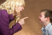 Como gritar com seus filhos realmente os afeta.