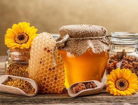 Mel de girassol: é rico em propriedades úteis para o nosso corpo.