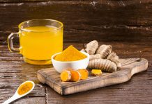 Você sabe por que deve beber água morna com açafrão todas as manhãs?