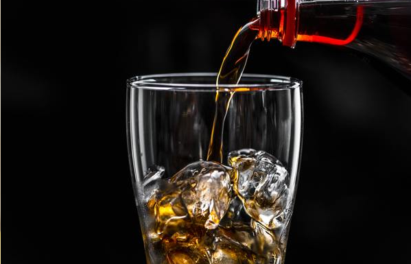 11 bebidas cancerígenas para evitar.