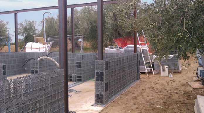 Tecnologia que transforma plástico em tijolos chega ao Brasil.