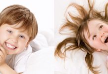 Pais atenciosos nunca permitiriam que uma criança fosse para a cama tarde!