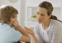 Técnicas e métodos para disciplinar crianças pequenas.