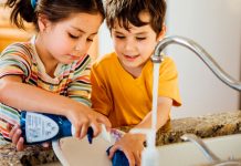 Por que é importante envolver seus filhos nas tarefas domésticas