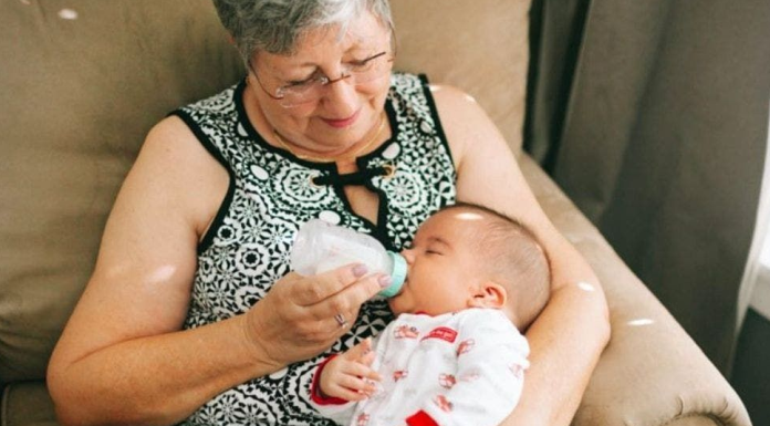 Síndrome dos avós escravos: abuso dos filhos que fazem seus pais cuidarem dos seus filhos, mesmo sem terem a obrigação.