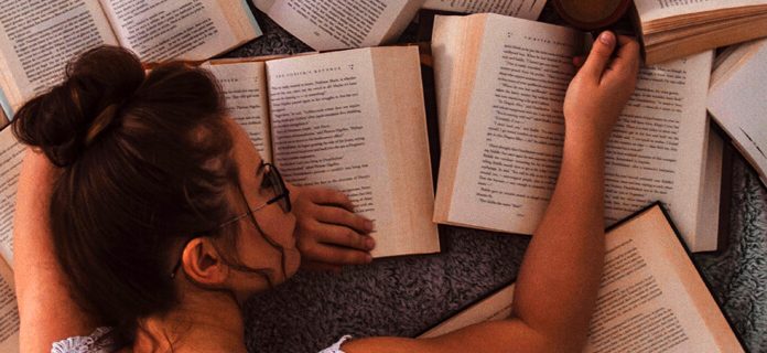 Biblioterapia: como as histórias nos ajudam no caminho da cura