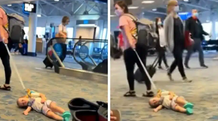 Mãe é criticada por arrastar bebê pelo aeroporto na coleira: “Nem cachorro”