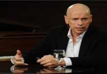 A forma exata para transformar a criança num adulto imbecil é mimando-a –  Leandro Karnal