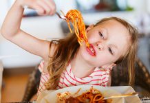 Restaurante proíbe a entrada de crianças: “Os filhos não são os mal-educados, mas os pais”