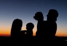 5 coisas familiares que você nunca deve contar aos outros